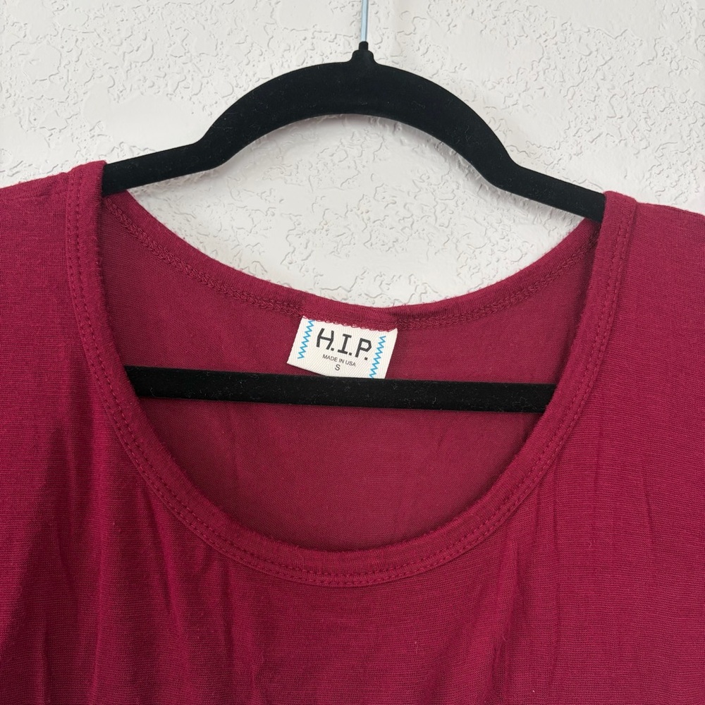 H.I.P Women's Size Small Red White Striped Pocket Scoop Neckline Tee Shirt - Picture 2 of 7